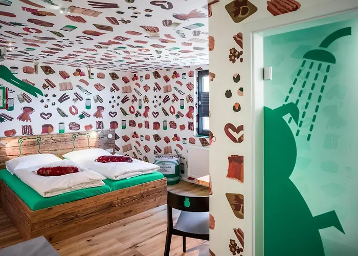 Bratwursthotel Otel 3*
