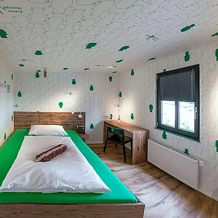 Bratwursthotel Hotel 3*