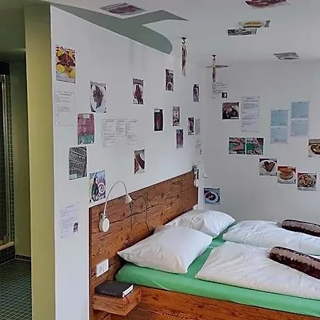 Bratwursthotel 3*