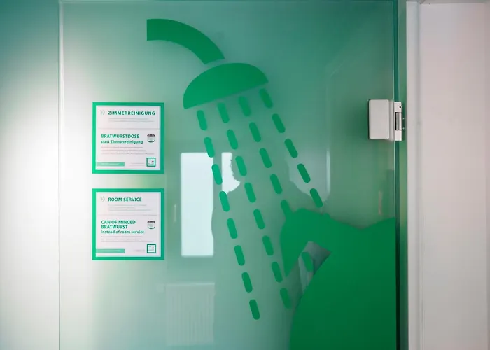 Bratwursthotel فندق